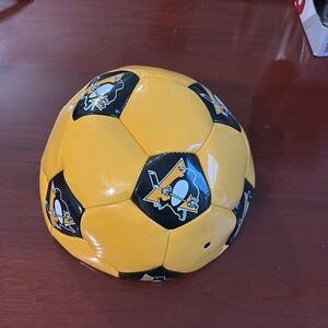 Pittsburgh Penguins soccerr ball NWOT